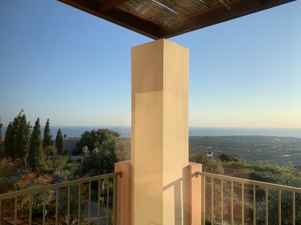 Balcony with sea views.