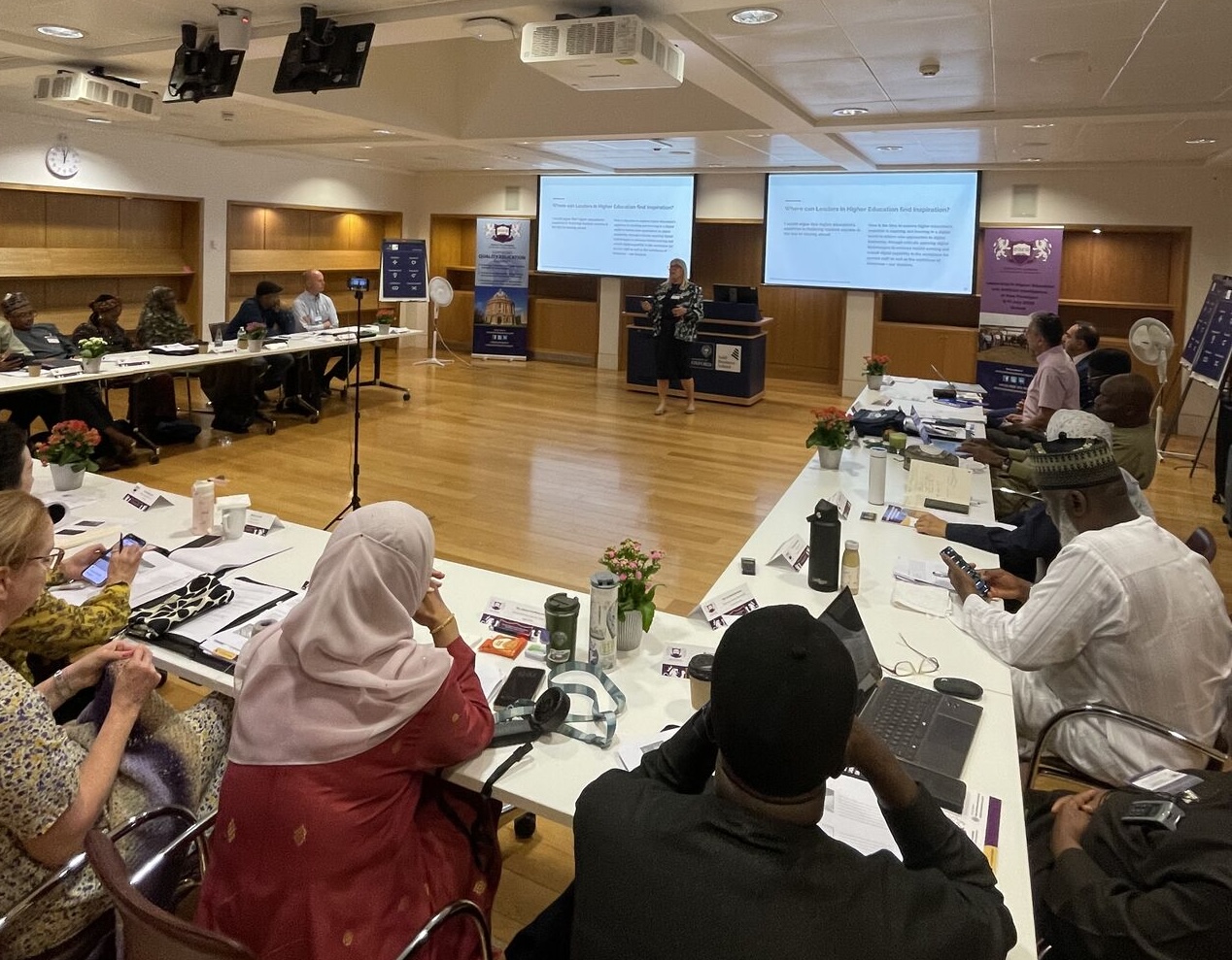 Photo of the presentation and audience